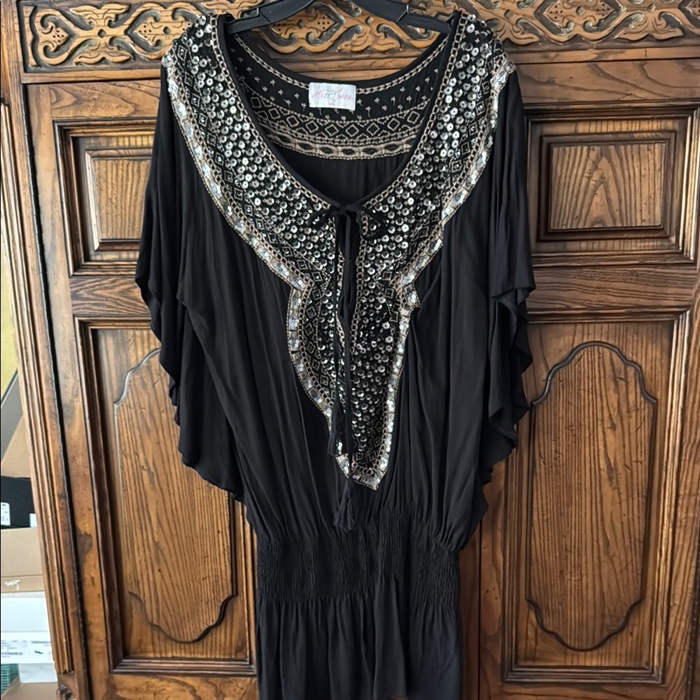 Brown beaded summer blouson blouse.(No beads missing!)